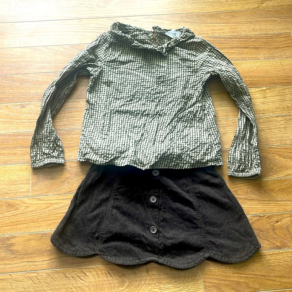 Two piece green ruffled collar shirt and scalloped edge skirt